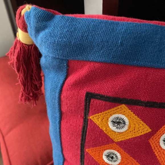 Embroidered Cushion Cover With Tassels - Picture 3 of 11